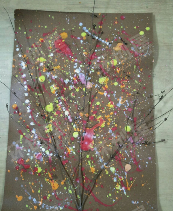 幼儿园森系装饰水彩喷画作品展示图片