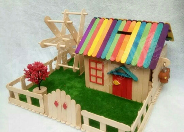 幼儿园废物利用雪糕棒组成的作品展示图片