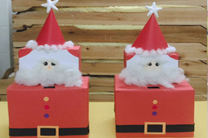 幼儿园圣诞主题立体作品展示图片2张