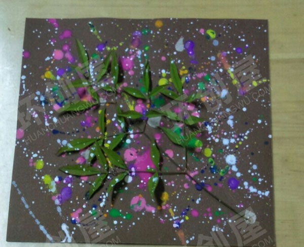 幼儿园森系装饰水彩喷画作品展示图片