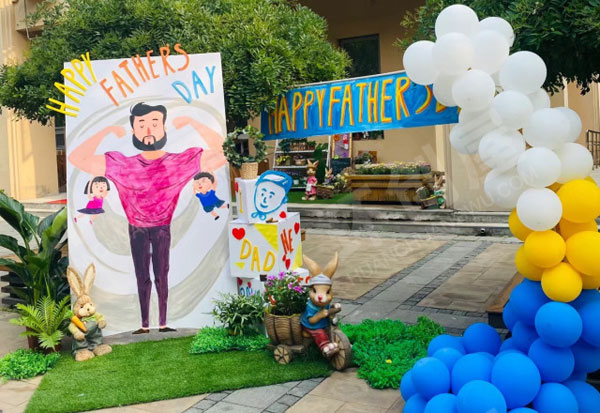 幼儿园户外展板海报父亲节图片""