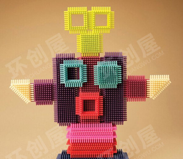 幼儿园建构区胶质鬃毛积木搭建图片