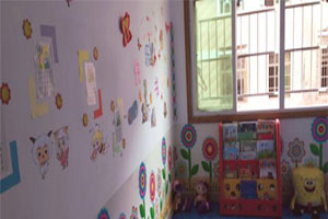 幼儿园阅读区温馨快乐书吧图片8张