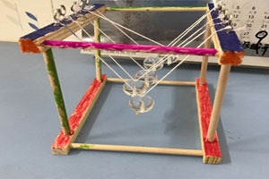 幼儿园科学区超级精彩的自制学习玩教具图片8张