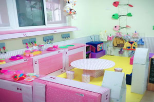 幼儿园角色游戏废物利用小厨房设置图片6张