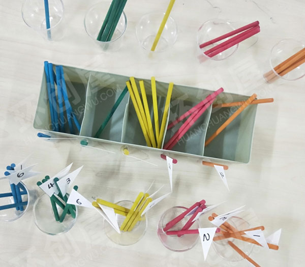 幼儿园益智区自制数字三角旗图片