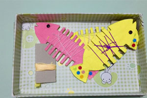 幼儿园环创益智区操作材料图片4张