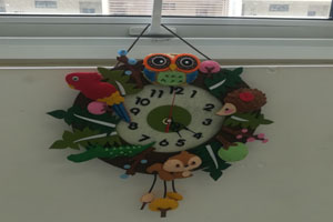 幼儿园不织布超级有趣挂饰图片8张