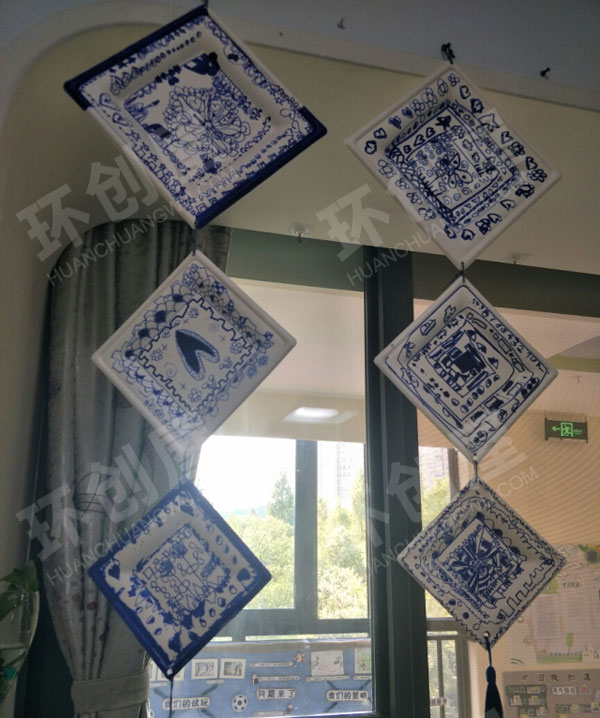 幼儿园环创青花瓷挂饰图片