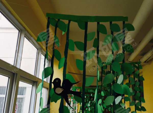 幼儿园春天树叶走廊吊饰图片