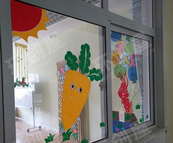 幼儿园玻璃卡通可爱动物设计装饰图片