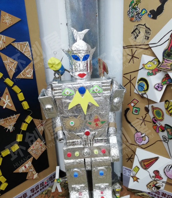 幼儿园环创废物利用创意美术作品展示图片
