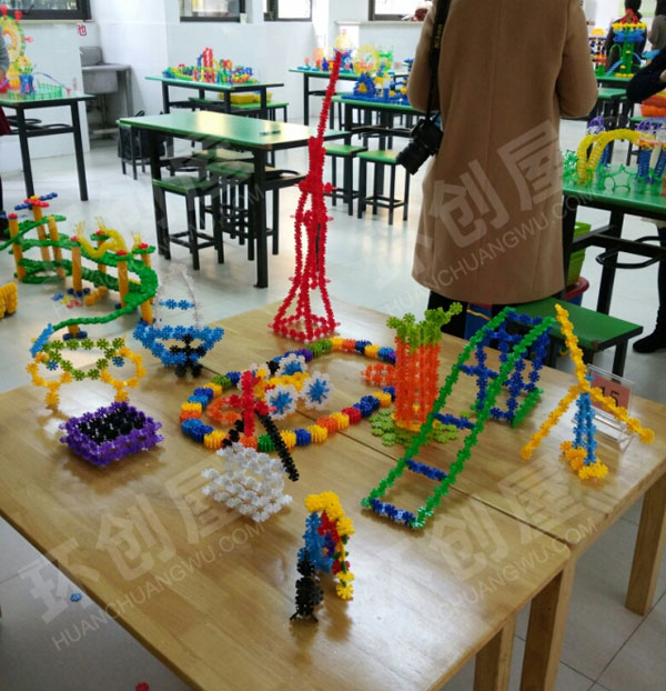 幼儿园建构乐园雪花片各种作品图片