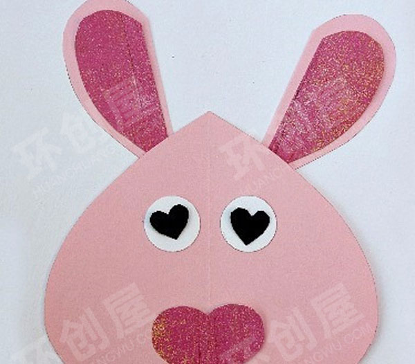 幼儿园美工区用爱心做的小动物图片