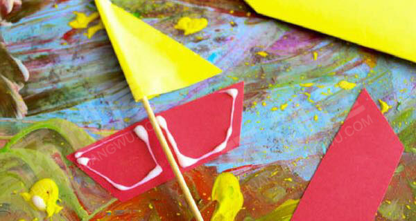 幼儿园美工区纸盘帆船手工图片