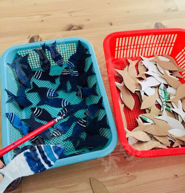 幼儿园海洋风系列废物利用鱼吊饰图片