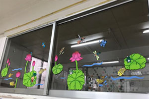 幼儿园窗户夏荷小昆虫装饰图片2张