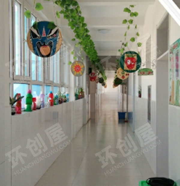 幼儿园走廊中国文化京剧吊饰树叶图片