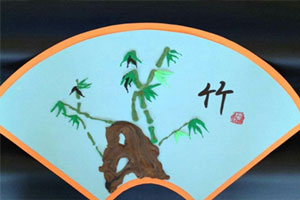 幼儿园走廊墙面中国风梅兰竹菊手工创作图片4张