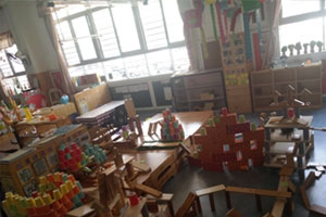 幼儿园建构区环创我是小小建筑师图片2张