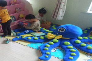 幼儿园阅读区八爪鱼坐垫图片