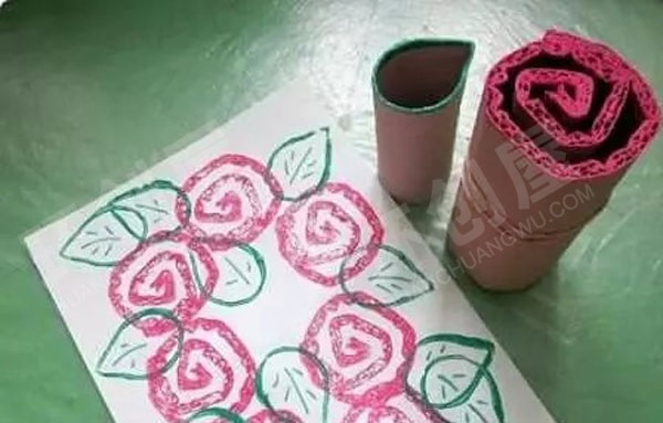 幼儿园美工区创意素材绘画纸筒海绵印画图片