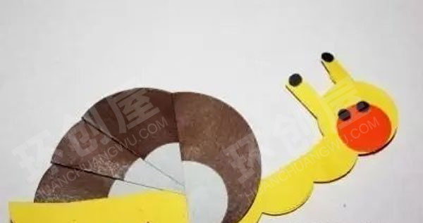 幼儿园美工区圆形卡纸手工图片