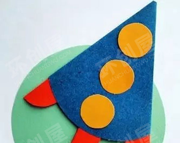 幼儿园美工区圆形卡纸手工图片