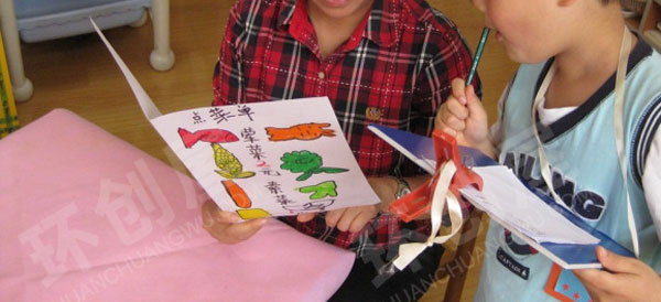 幼儿园角色游戏餐厅点菜图片