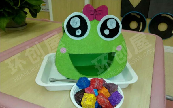 幼儿园益智区各种数字配对环创图片