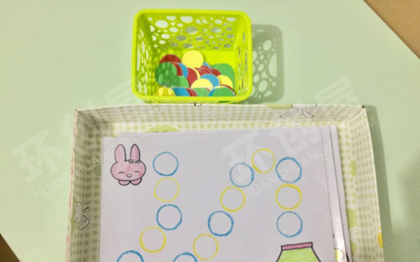 幼儿园益智区自制各种教玩具环创图片
