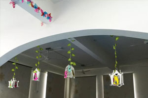 幼儿园卡纸手工春天挂饰图片4张