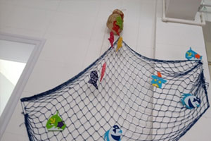 幼儿园海洋风格简易吊挂饰图片2张