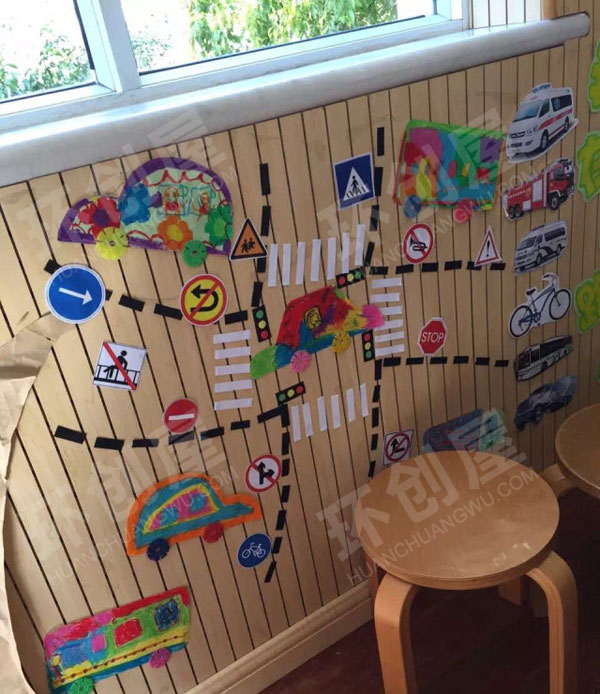 幼儿园绘画作品展示墙面图片