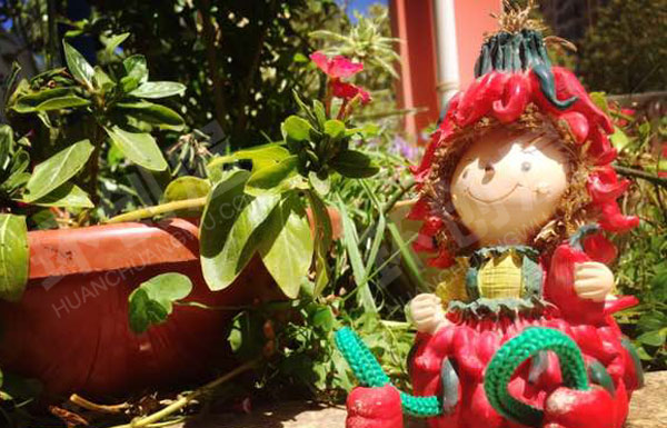 幼儿园舒适的春天美景户外环创图片