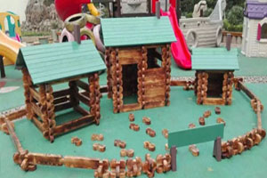 幼儿园大木块积木搭建房子户外环创图片