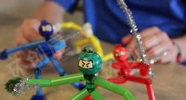 幼儿园角色游戏百变小人偶环创图片