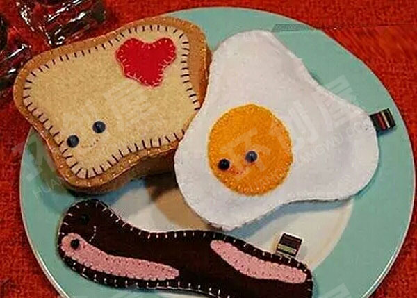 幼儿园角色游戏不织布娃娃家小餐厅环创图片