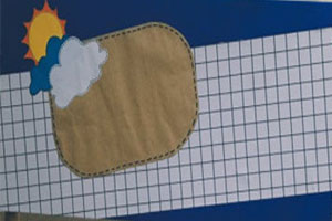 幼儿园蓝色系混搭格子风主题墙环创图片2张