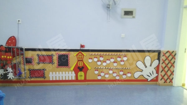 幼儿园可爱米奇主题墙面布置环创图片
