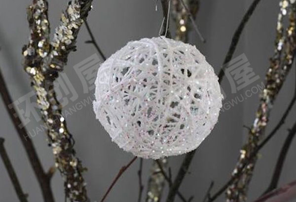 幼儿园用气球做灯饰吊饰图片