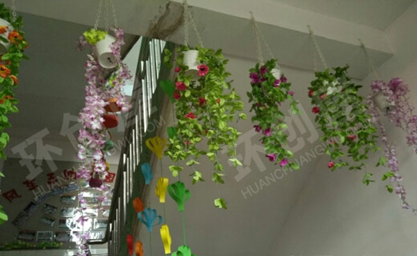 幼儿园小清新走廊顶部吊饰图片