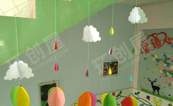 幼儿园小清新走廊顶部吊饰图片