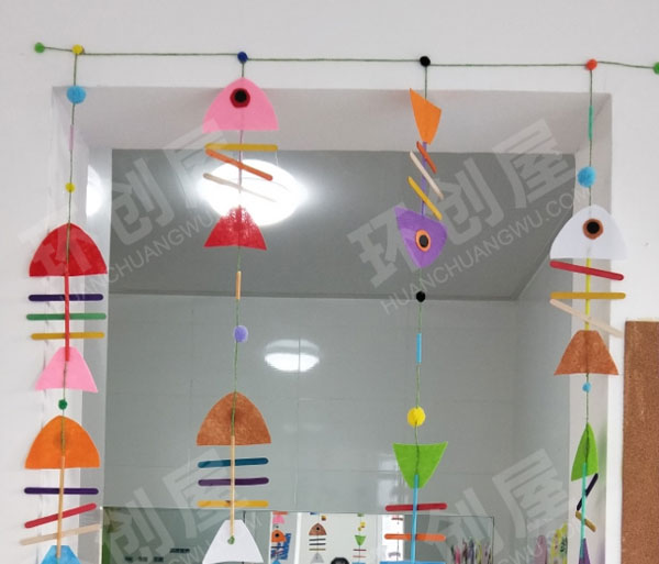 幼儿园地中海厕所门鱼主题吊饰环创图片