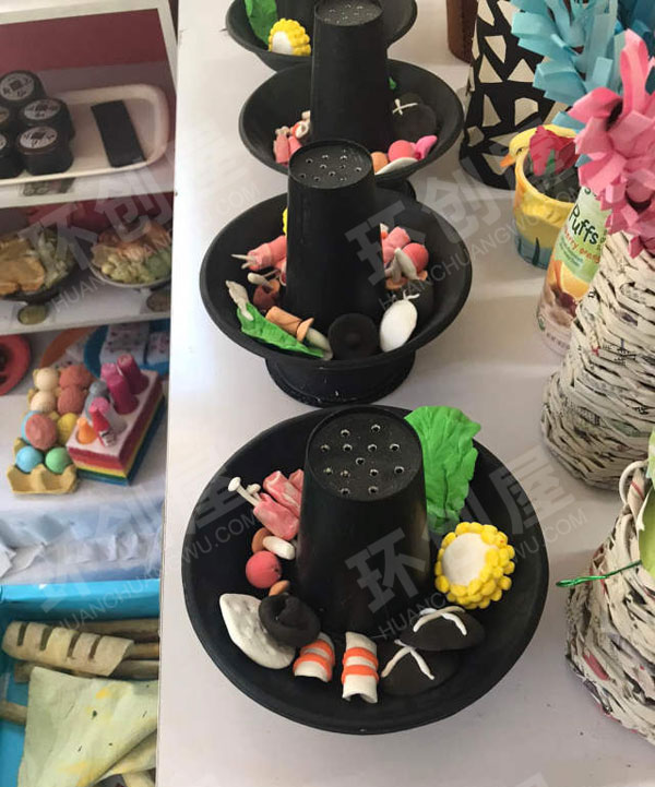 幼儿园角色游戏橡皮泥捏火锅图片