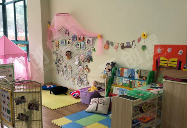 幼儿园我们一起来读书墙面布置环创图片