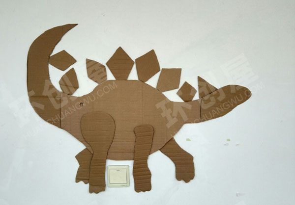 幼儿园走廊墙面纸箱创意环创图片