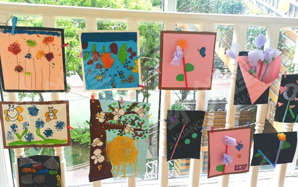 幼儿园春天的花创意手工画窗户围栏环创图片