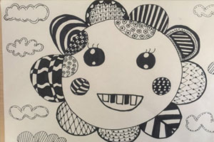 幼儿园黑白线描画作品展示环创图片2张