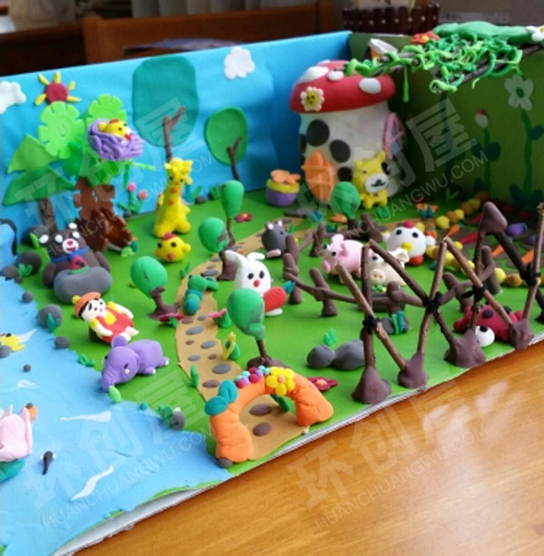 幼儿园主题黏土手工故事盒子作品展示环创图片